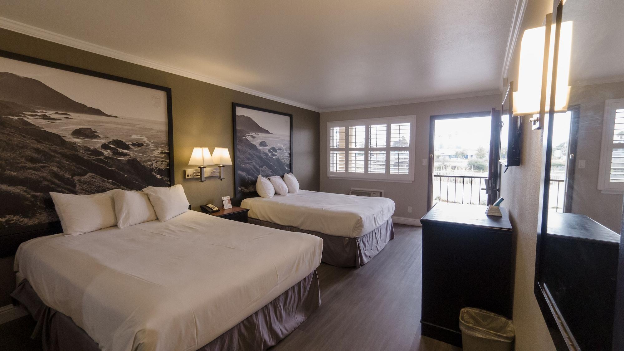 Super 8 By Wyndham Boardwalk 2*