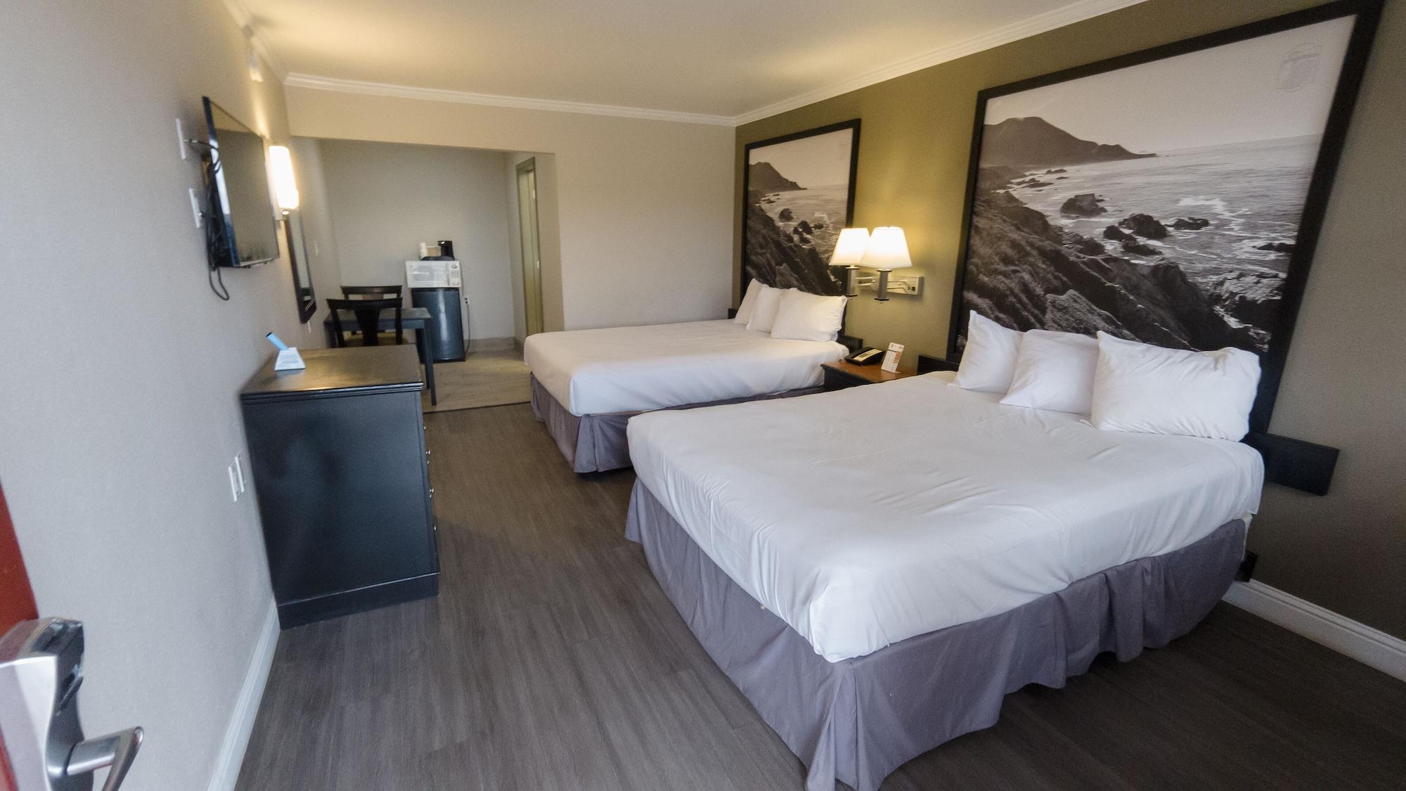 Super 8 By Wyndham Boardwalk Hotel Santa Cruz