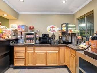 Super 8 By Wyndham Boardwalk 2*